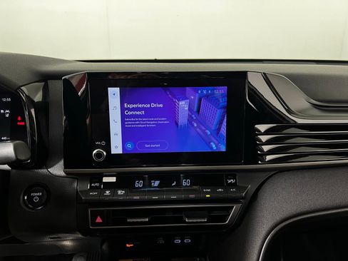 Used 2025 Toyota Camry LE image 17