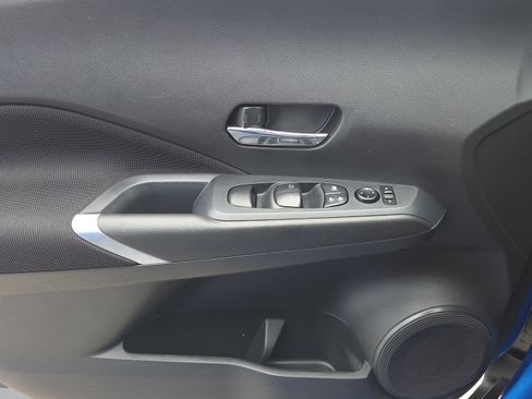 Used 2022 Nissan Kicks SV FWD image 37