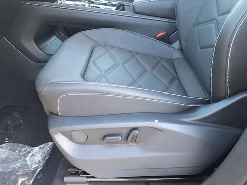 New 2026 Volkswagen Atlas SE image 52