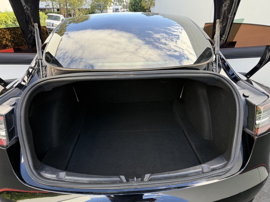 Used 2020 Tesla Model 3 Long Range AWD/4WD image 16