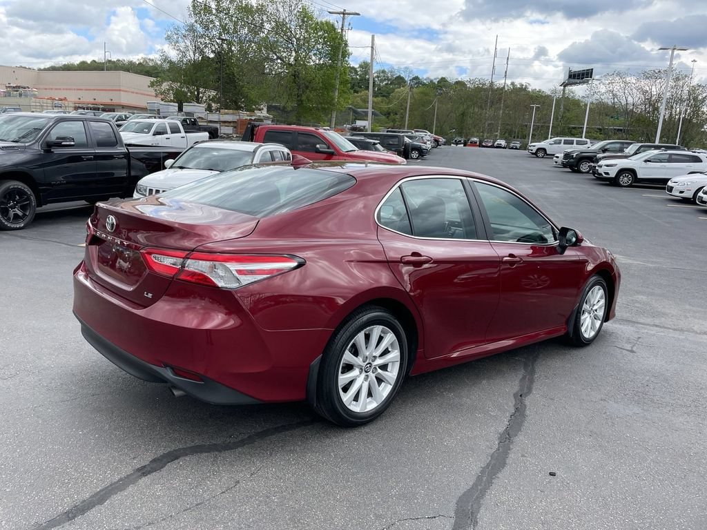 Used 2019 Toyota Camry LE FWD image 8