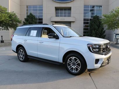 Used 2025 Ford Expedition Active