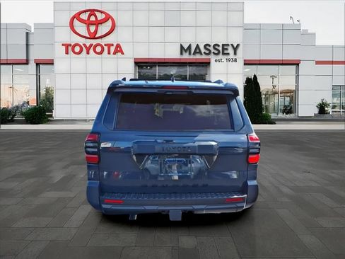 Used 2025 Toyota 4Runner SR5 image 4