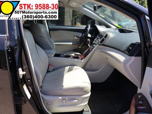 Used 2009 Toyota Venza FWD image 19