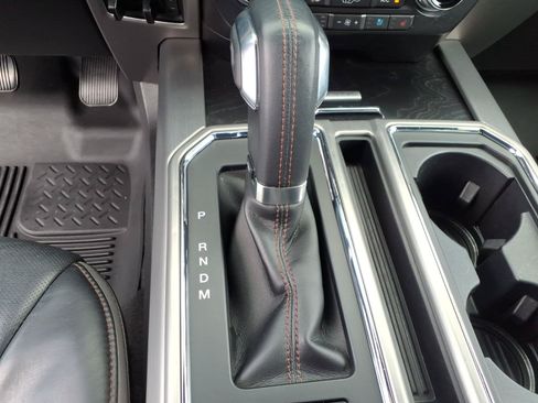 Used 2018 Ford F150 Platinum w/ Equipment Group 701A Luxury AWD/4WD image 24
