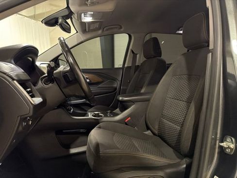 Used 2021 GMC Terrain SLE w/ Driver Convenience Package FWD image 12