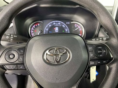 Used 2025 Toyota RAV4 LE AWD/4WD image 14