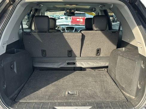 Used 2016 Chevrolet Equinox LTZ w/ Enhanced Convenience Package image 28