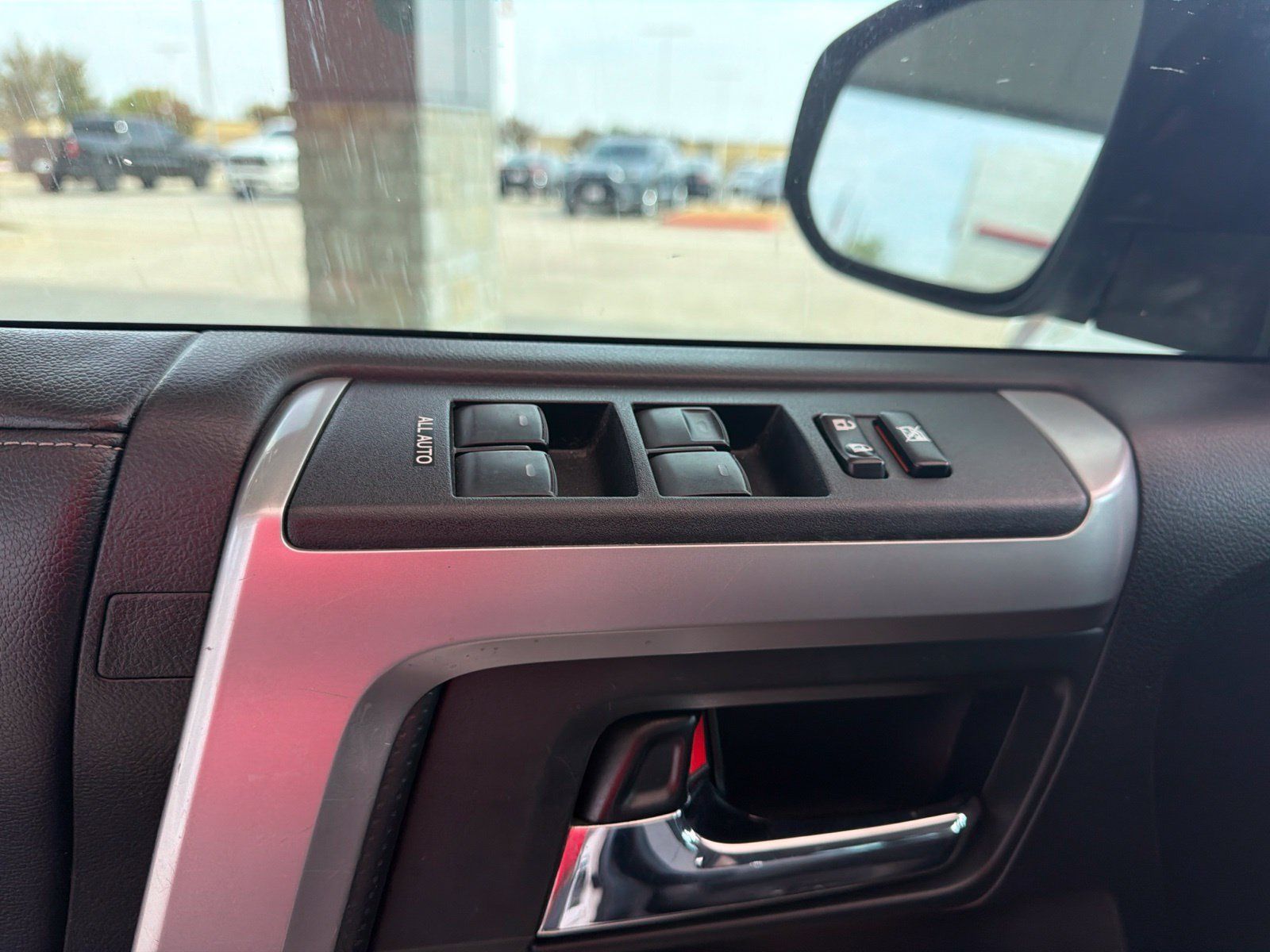 Used 2017 Toyota 4Runner SR5 RWD image 7