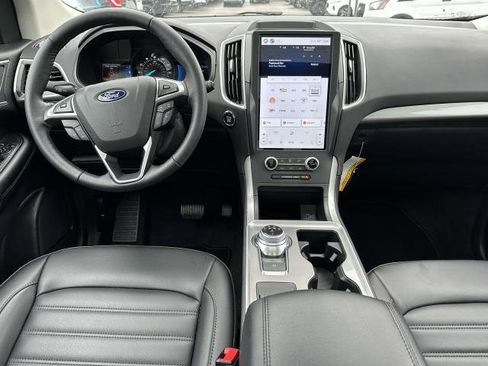 Used 2024 Ford Edge SEL w/ Convenience Package image 17