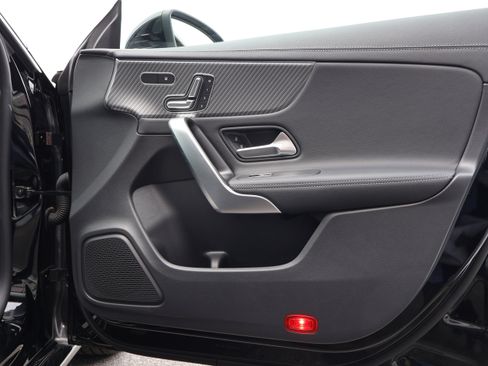 Certified 2024 Mercedes-Benz CLA 250 4MATIC image 26