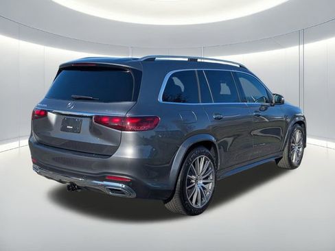 Used 2025 Mercedes-Benz GLS 450 4MATIC image 5