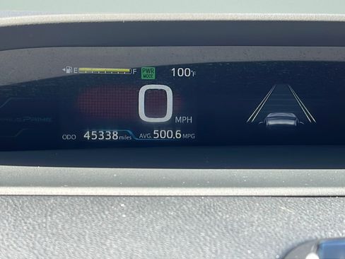 Used 2019 Toyota Prius Prime Plus FWD image 26