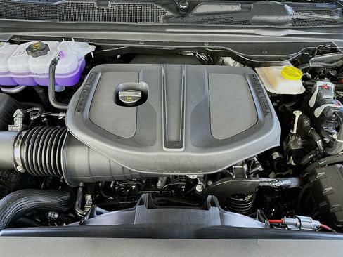 New 2026 RAM 1500 Express AWD/4WD image 18