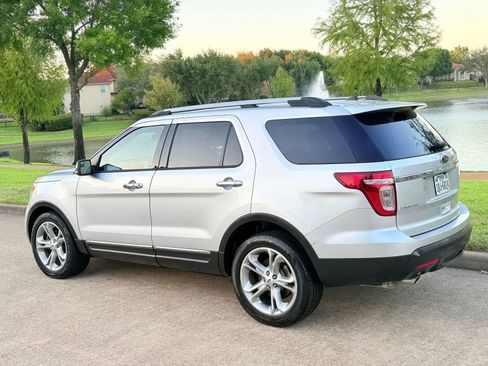 Used 2013 Ford Explorer Limited image 4