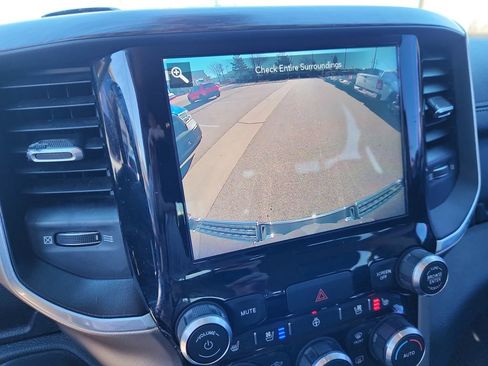 Used 2020 RAM 1500 Laramie image 23