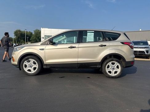 Used 2018 Ford Escape S FWD image 4