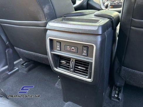 Used 2022 Nissan Murano SL w/ Cargo Package image 17