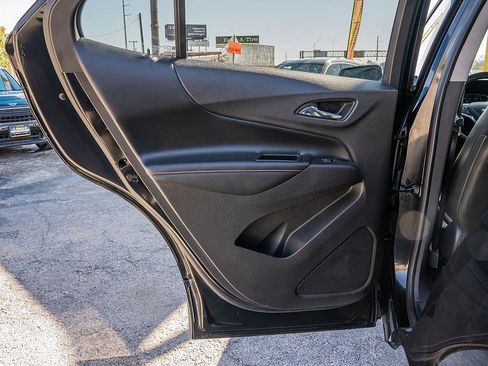 Used 2019 Chevrolet Equinox Premier image 11