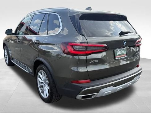 Used 2022 BMW X5 xDrive40i w/ Premium Package image 14