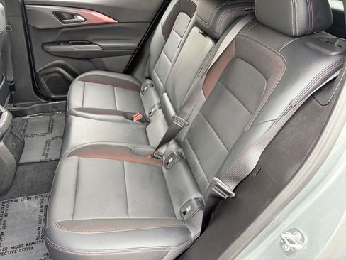 Used 2024 Chevrolet Equinox EV RS FWD image 17