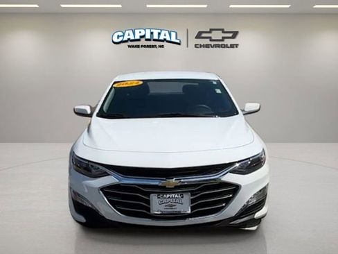 Used 2024 Chevrolet Malibu LT image 1