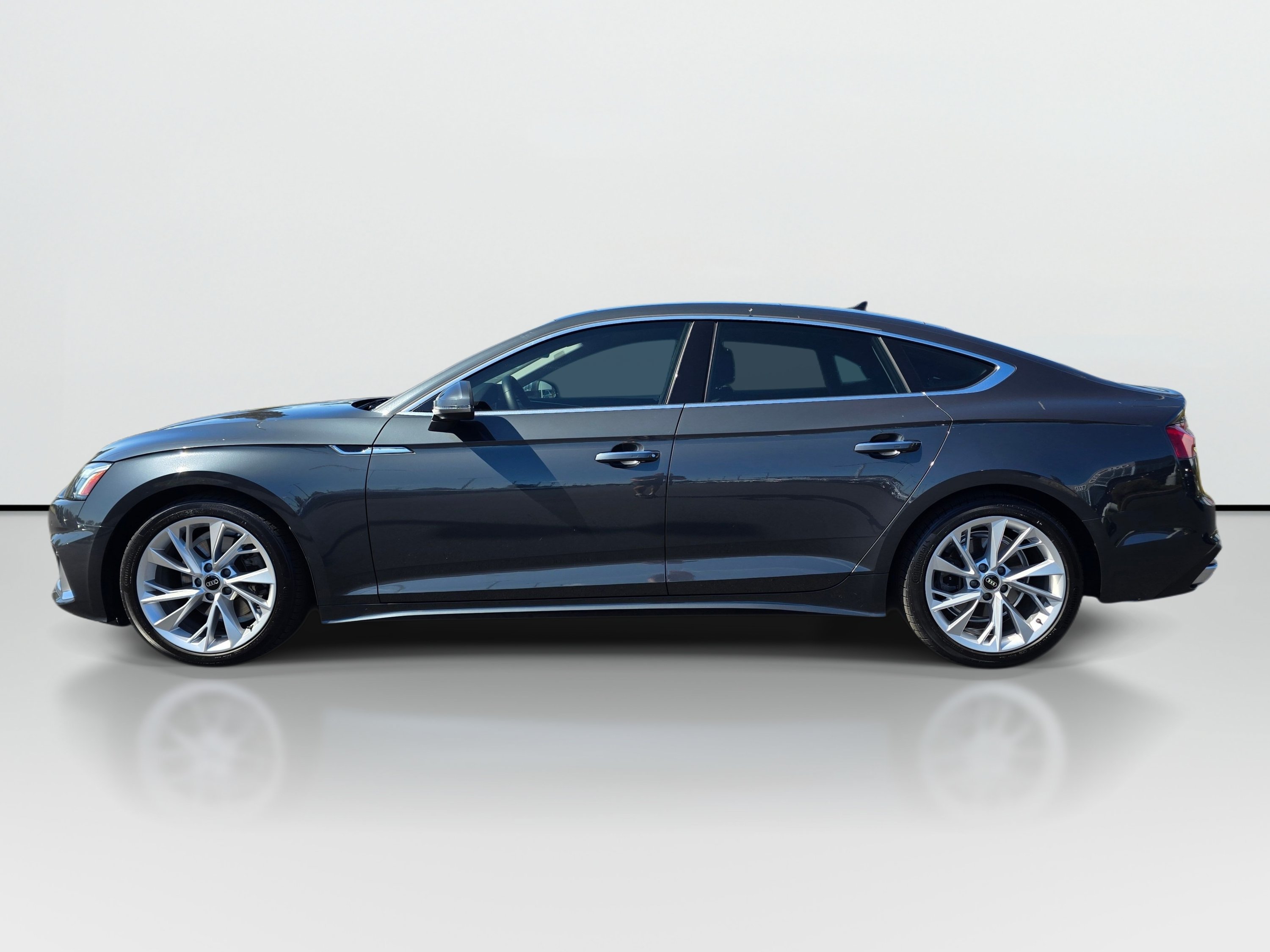 Used 2023 Audi A5 2.0T Premium Plus w/ Premium Plus AWD/4WD image 2