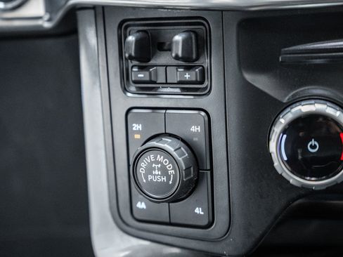 Certified 2023 Ford F150 Lariat w/ Equipment Group 502A High image 31