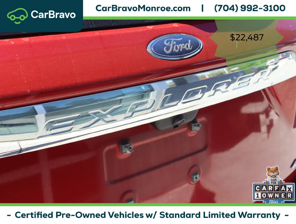 Used 2022 Ford Explorer Limited w/ Equipment Group 301A AWD/4WD image 13