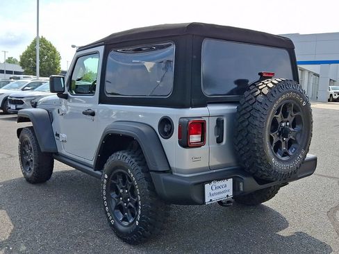 Used 2022 Jeep Wrangler Sport AWD/4WD image 6
