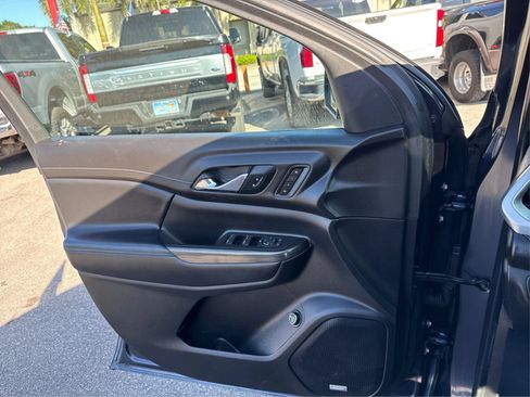 Used 2019 GMC Acadia SLT AWD/4WD image 20
