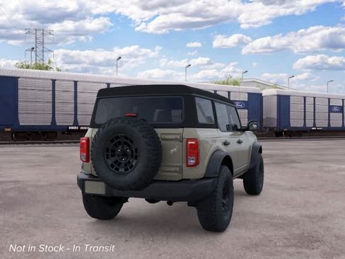 New 2026 Ford Bronco 4-Door AWD/4WD image 8