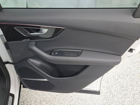 Used 2024 Audi Q7 3.0T Premium Plus image 10