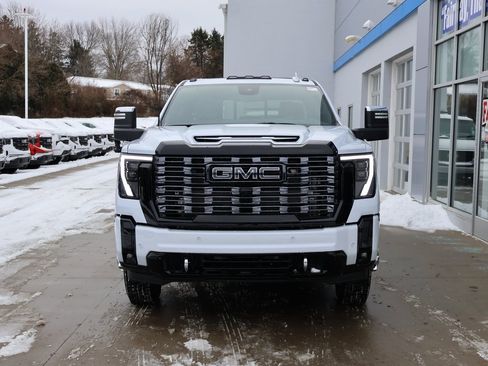 New 2026 GMC Sierra 3500 Denali Ultimate image 5