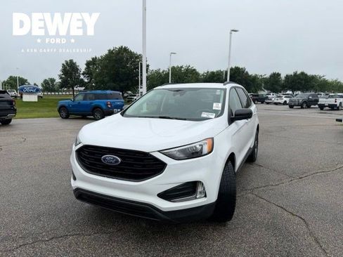Used 2024 Ford Edge SEL w/ Sport Appearance Package AWD/4WD image 5