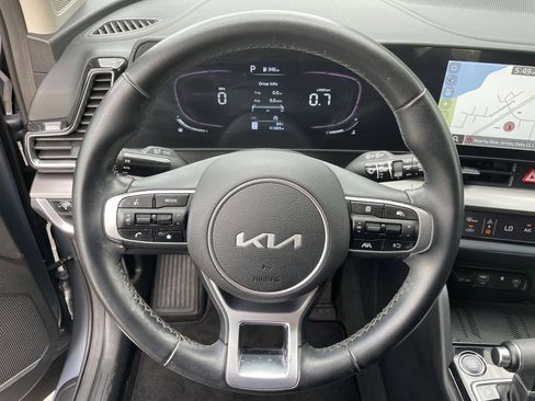 Certified 2023 Kia Sportage EX FWD image 32