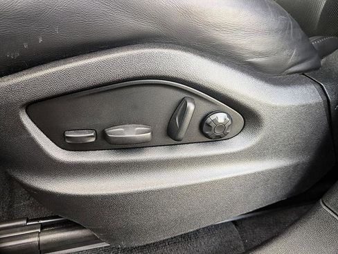 Used 2024 Porsche Cayenne image 12