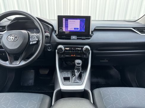 Used 2023 Toyota RAV4 XLE image 18
