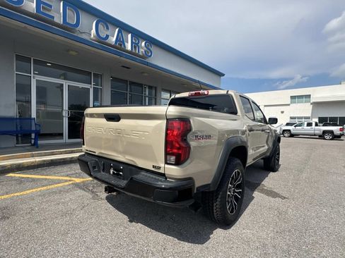 Used 2024 Chevrolet Colorado Trail Boss w/ LPO, Dark Essentials Package AWD/4WD image 8