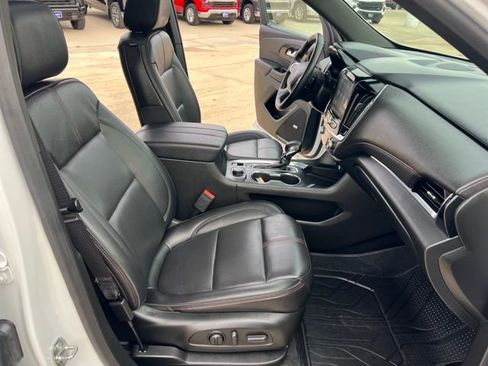 Used 2023 Chevrolet Traverse RS w/ LPO, Floor Liner Package image 17