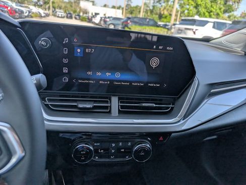 New 2026 Chevrolet Trax ACTIV FWD image 23