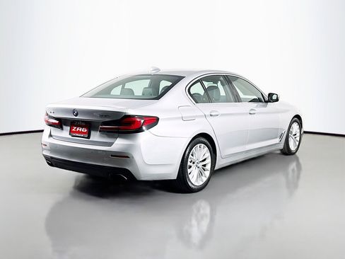 Used 2021 BMW 530i xDrive w/ Convenience Package AWD/4WD image 5