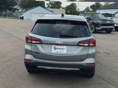 Used 2024 Chevrolet Equinox LT w/ LPO, Floor Liner Package FWD image 7