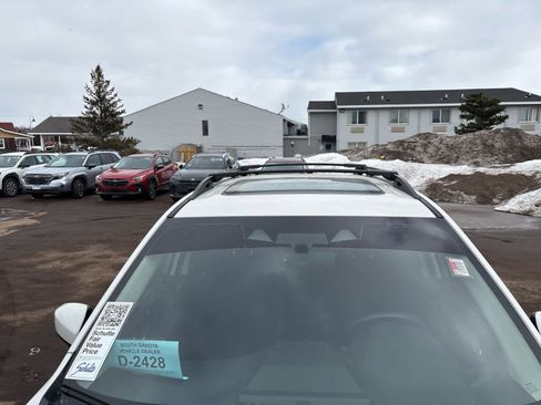 Used 2024 Subaru Forester Premium image 4