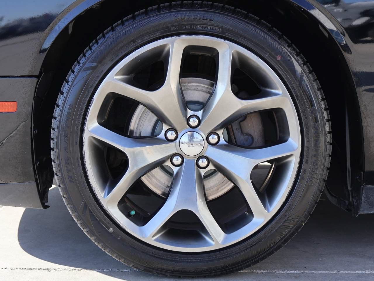 Used 2015 Dodge Challenger SXT Plus w/ Driver Convenience Group RWD image 6