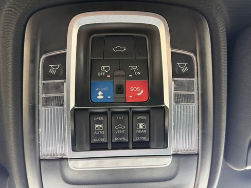 Used 2022 RAM 2500 Laramie AWD/4WD image 28