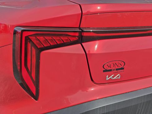 New 2025 Kia K4 EX image 9