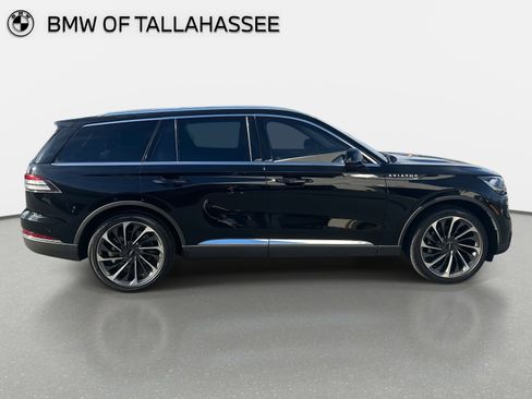 Used 2022 Lincoln Aviator Reserve w/ Equipment Group 201A image 5