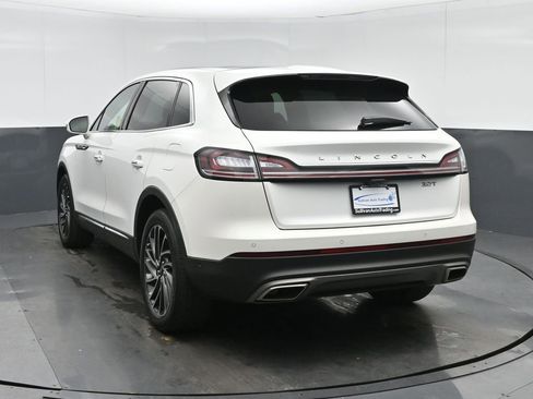 Used 2020 Lincoln Nautilus Reserve w/ Equipment Group 201A image 5