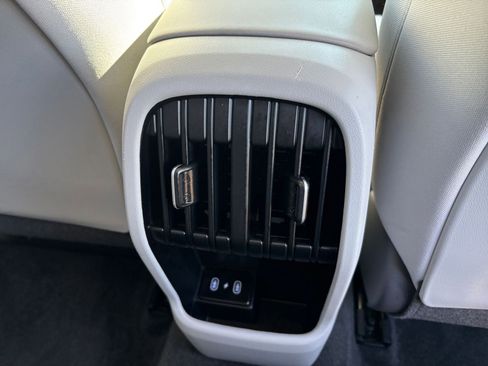 Used 2025 Hyundai Kona SEL image 23